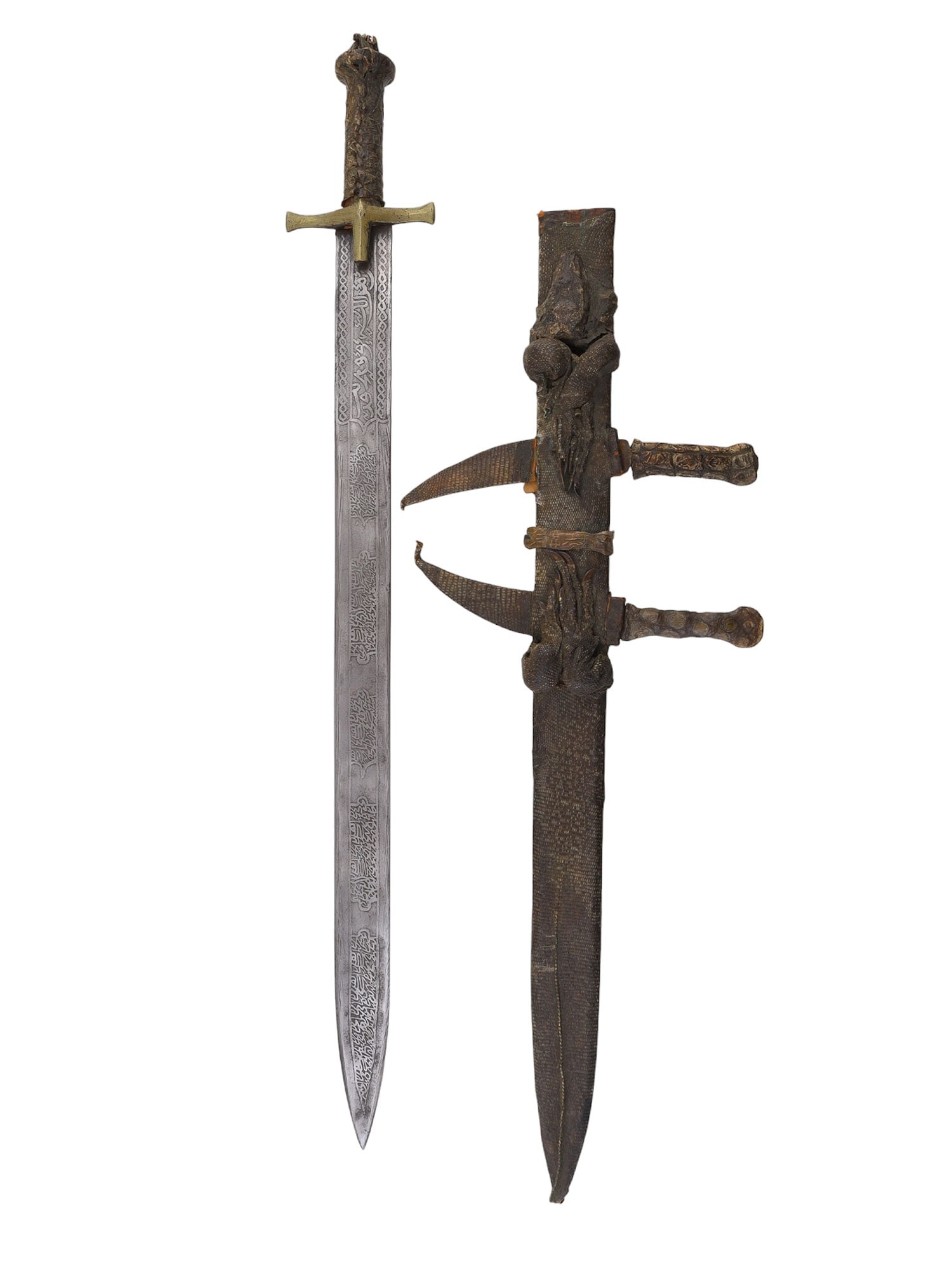 A TRADITIONAL SUDANESE KASKARA WITH TWO KNIVES ON THE SCABBARD, 19TH CEN. (1 of 9)
