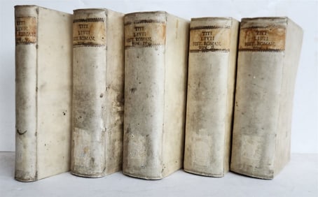 1733 ROMAN HISTORY BY LIVY 5 VOLUMES ANTIQUE VELLUM BINDING TITUS LIVIUS