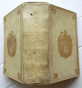 1751 SUETONIUS TWELVE CEAESARS ILLUSTRATED ANTIQUE BLINDSTAMPED VELLUM BINDING