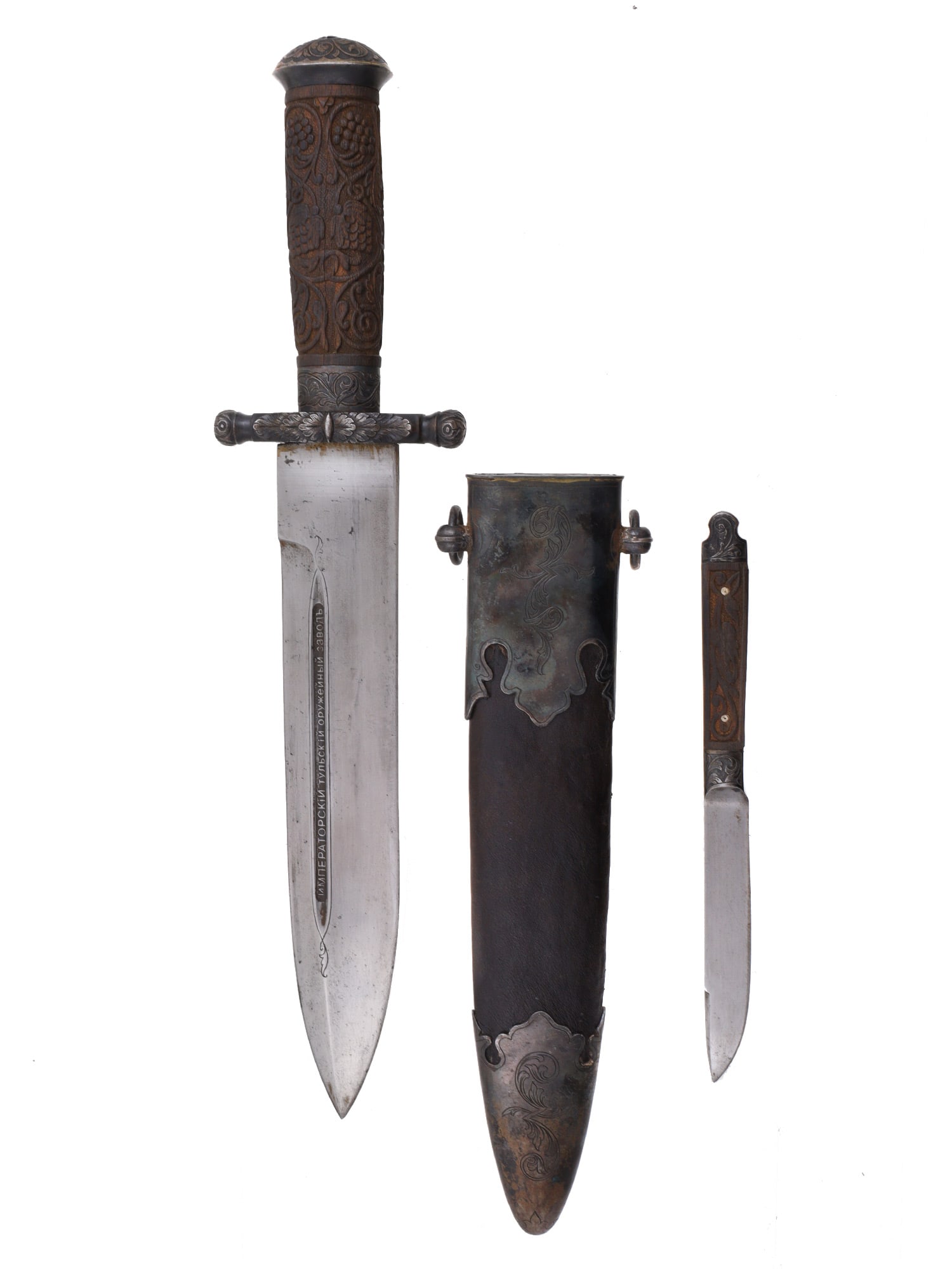 A RARE RUSSIAN HUNTING KNIFE BY TULA FACTORY, CA. 1900 (1 of 6)