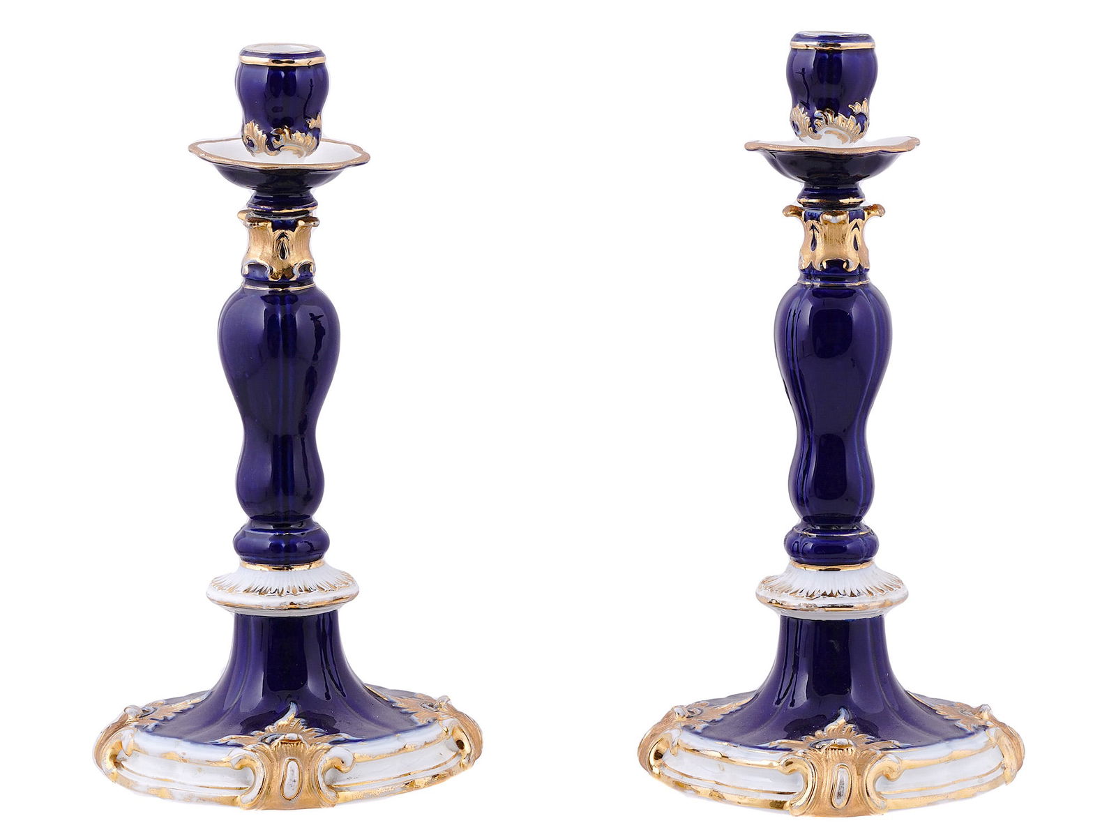 A PAIR OF TALL MEISSEN CANDLESTICKS, GILT AND COBALT, 19TH CENTURY (1 of 7)