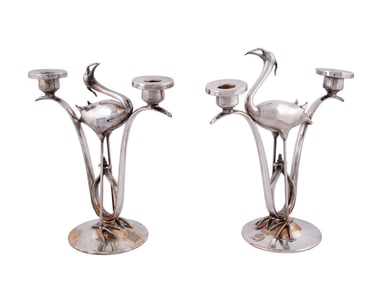 A PAIR OF AMERICAN ART DECO SILVERED FLAMINGO CANDELABRAS BY WEIDLICH BROTHERS, 1930S