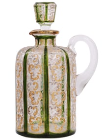 A RUSSIAN 18TH CENTURY ENAMEL PAINTED LIDDED GLASS DECANTER