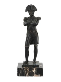 AN EARLY 20TH CEN. BRONZE SCULPTURE OF NAPOLEON