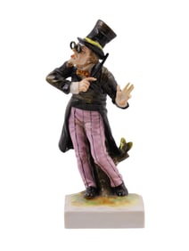 A GERMAN PORCELAIN MUSICIAN FIGURE AFTER CAPODIMONTE, 20TH C.