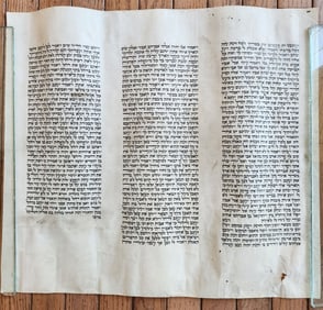 TORAH SCROLL FRAGMENT MANUSCRIPT ON VELLUM ANTIQUE BIBLE GENESIS 27:36 - 30:3