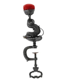 A EUROPEAN BRONZE SEA SERPENT PINCUSHION WITH TABLE MOUNT, 19TH CEN.