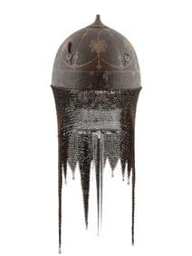 A GOLD-INLAID PERSIAN KULAH KHUD HELMET WITH CHAINMAIL, 19TH CENTURY