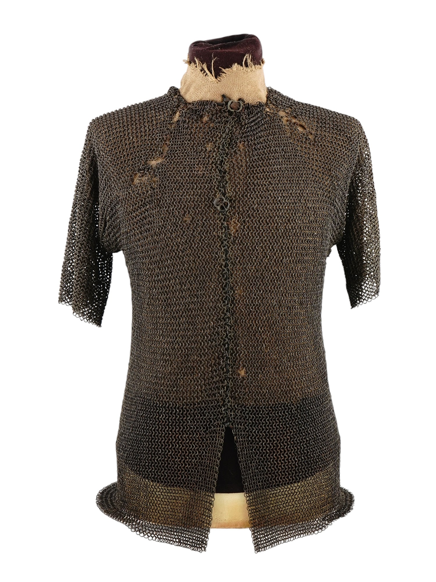 A 16TH CENTURY EUROPEAN CHAIN MAIL SHIRT, PROBABLY ITALIAN (1 of 8)