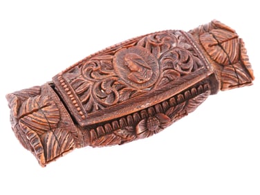 A FINE CARVED-WOOD FRENCH SNUFF BOX, 18TH CENTURY