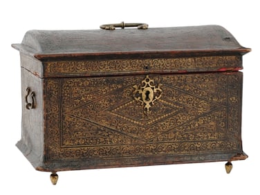 A 17TH CENTURY ANTWERP, FLEMISH LEATHER COIN CHEST, GILT LEATHER CASKET