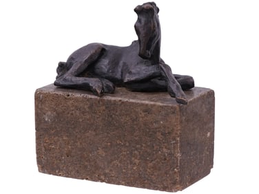 A RENEE SINTENIS BRONZE SCULPTURE OF A RECLINING HORSE, GERMAN, 1930