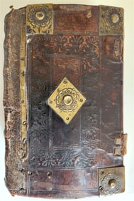 1634 BIBLE IN ENGLISH ANTIQUE OLD & NEW TESTAMENT ORIGINAL BINDING BRASS CORNERS