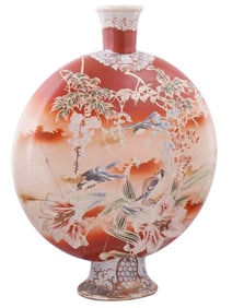 A JAPANESE MOON PORCELAIN VASE, 19TH CENTURY