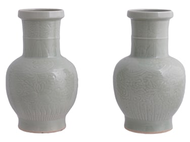 A PAIR OF CHINESE CELADON GLAZED PORCELAIN VASES, C. 1920
