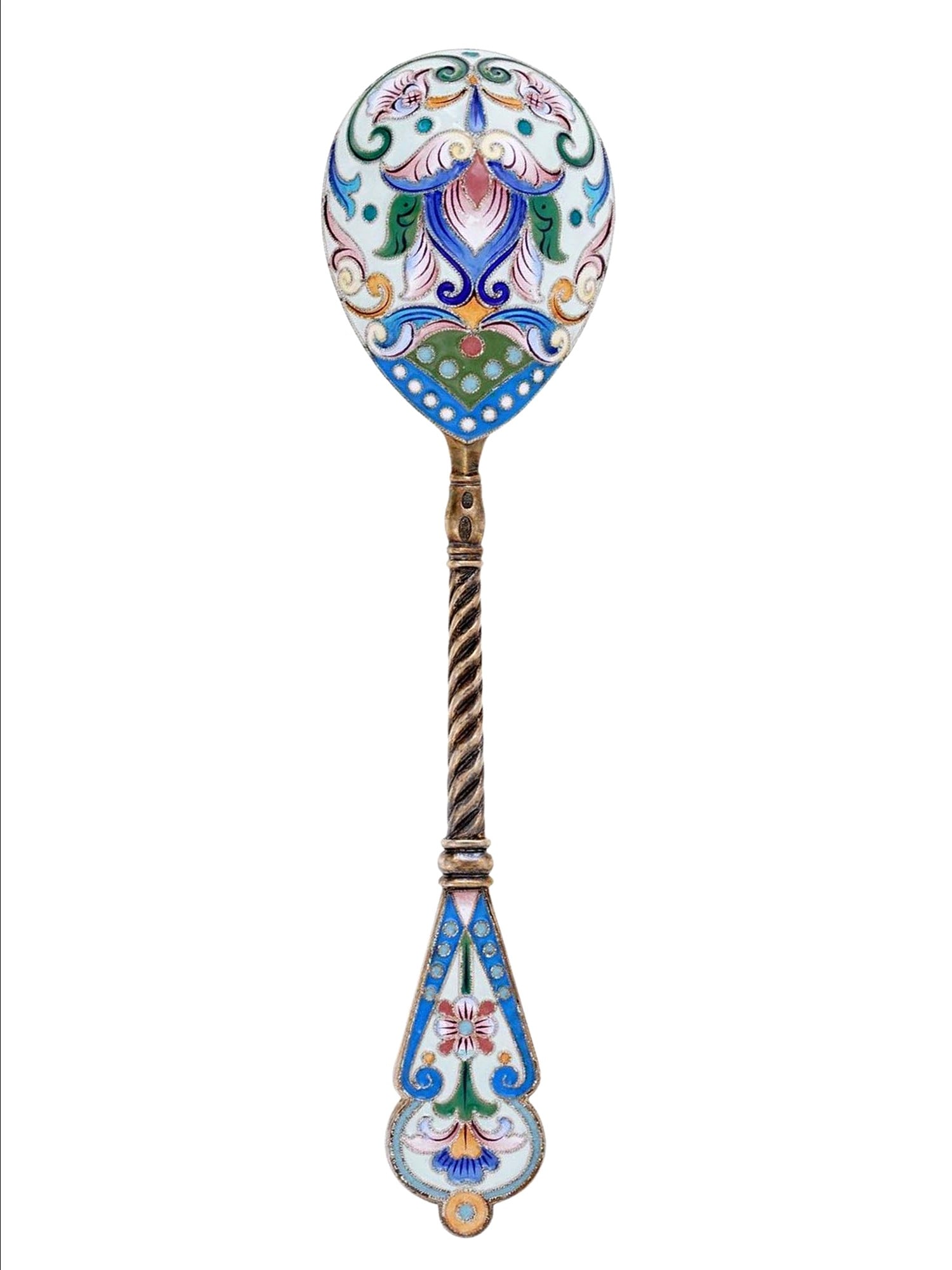 A SILVER-GILT AND CLOISONNÉ ENAMEL SPOON, IN THE RUSSIAN STYLE: A large silver-gilt spoon with an oval bowl, the back finely decorated in polychrome shaded cloisonné enamel with scrolling floral motifs on a white ground, the handle terminating in an enamel-decora