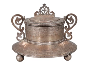 A RUSSIAN ENGRAVED SILVER LIDDED CAVIAR SERVING BOWL, 1891