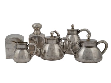 A PARCEL-GILT-SILVER TEA OR COFFEE SET, 6 PCS.