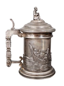 A LARGE RUSSIAN GILT-SILVER TANKARD WITH HARMONIST, 1890