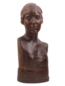 A GLEB DERUJINSKY, RUSSIAN, AMERICAN, CARVED WOOD BUST OF YVONNE D'ARLE, 1920
