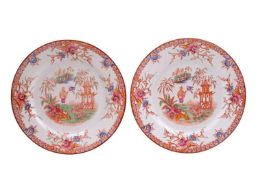 TWO RUSSIAN PORCELAIN CHINOISERIE PLATES BY KORNILOV BROTHERS, 19TH CENTURY