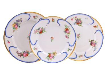 THREE RUSSIAN PORCELAIN PLATES, IPF, 1893-1908