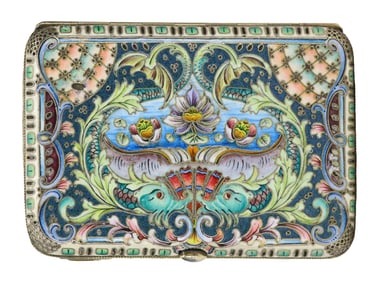 RUSSIAN SILVER AND ENAMEL CIGARETTE CASE, 1908-17