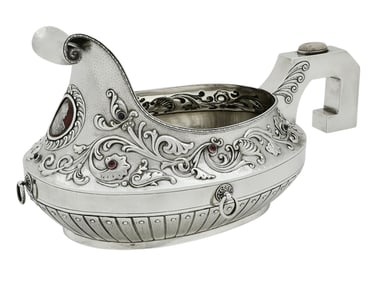 MONUMENTAL RUSSIAN JEWELED SILVER KOVSH, 1908-17