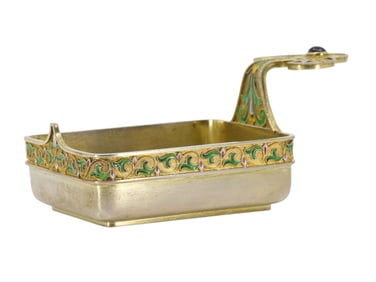 AN UNUSUAL FABERGE RECTANGULAR KOVSH, GILT-SILVER AND ENAMEL