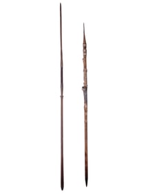 A PAIR OF AFRICAN SPEARS, LIKELY CENTRAL OR EAST AFRICA, LATE 19TH TO EARLY 20TH CENTURY