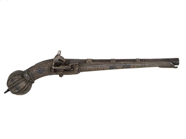 AN EXCEPTIONAL CAUCASIAN SILVER-MOUNTED FLINTLOCK PISTOL, 19TH CENTURY