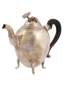 A CONTINENTAL SILVER TEAPOT, 19TH CENTURY