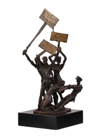 A HUNGARIAN MODERNIST BRONZE GROUP SCULPTURE OF PROTESTERS, MID-20TH CENTURY