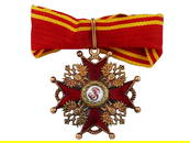 A RUSSIAN ORDER OF ST. STANISLAUS 3RD CLASS IN GOLD WITH RIBBON, CA. 1900