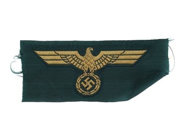 A COASTAL ARTILLERY EAGLE PATCH, A BRANCH OF THE KRIEGSMARINE