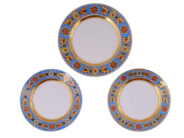 A SET OF THREE RUSSIAN PORCELAIN GOTHIC SERVICE PLATES, REIGN OF ALEXANDER III, 1889