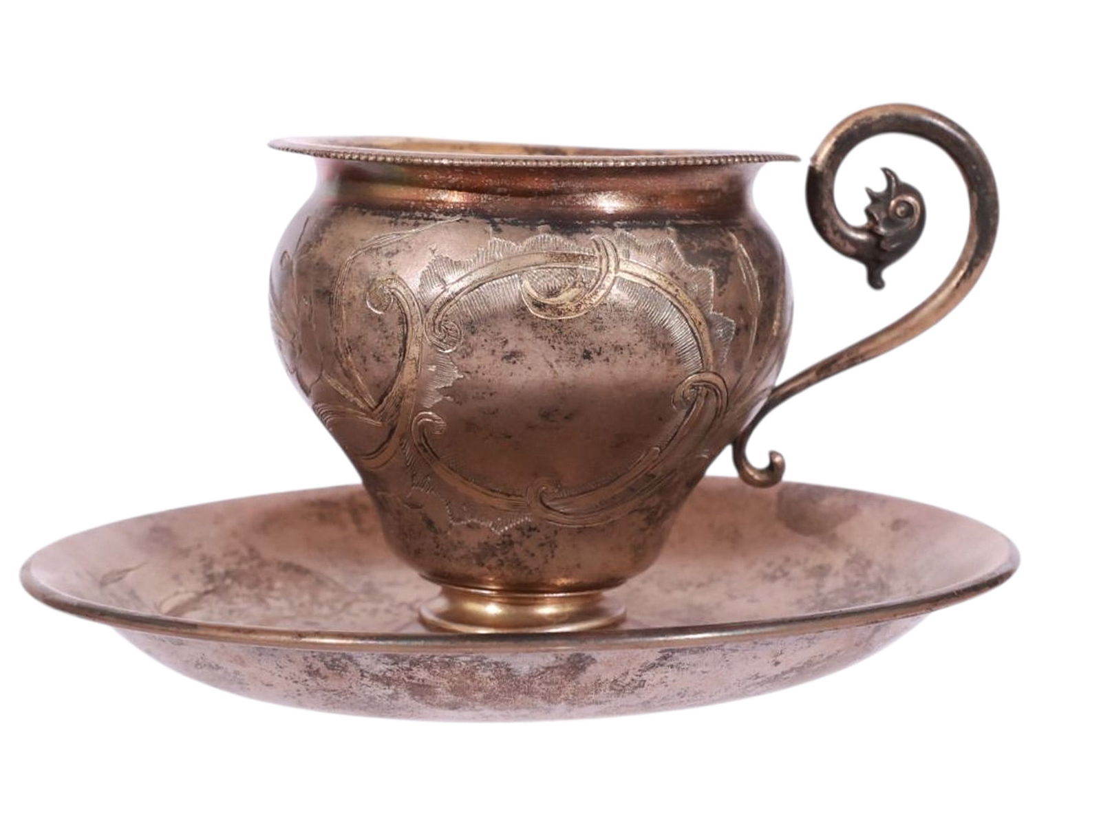 A RUSSIAN PARCEL GILT-SILVER CUP AND SAUCER, 19TH CEN. (1 of 6)