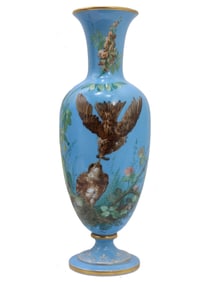 A FRENCH BACCARAT STYLE OPALINE GLASS VASE, 19 C.
