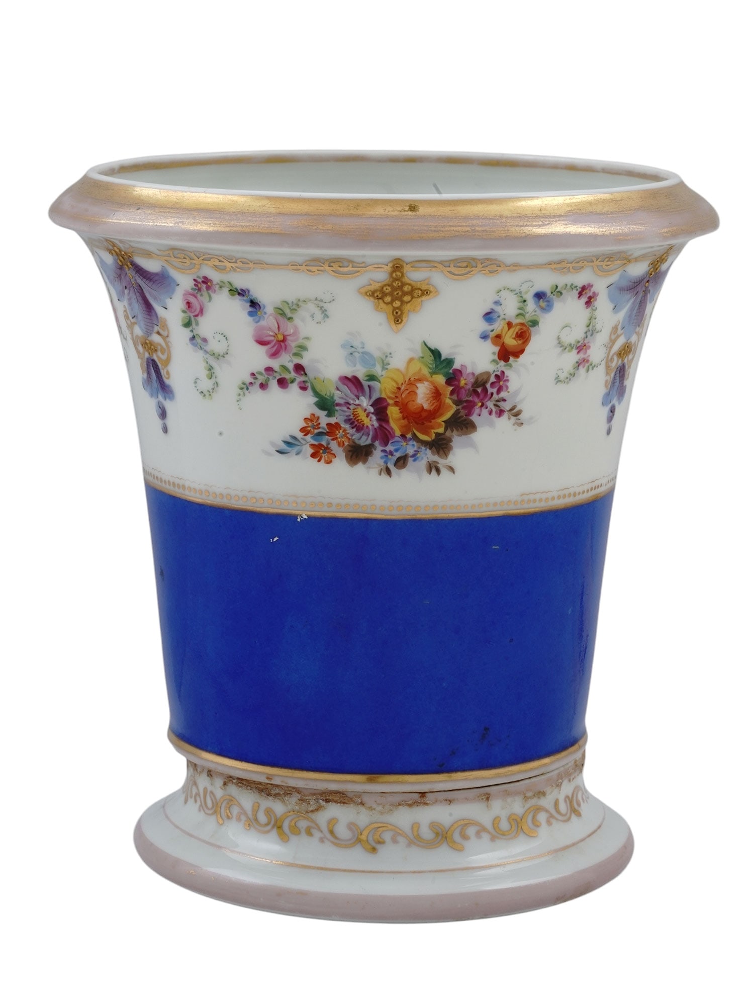 A RUSSIAN PORCELAIN FLOWERPOT BY POPOV MANUFACTORY, 19TH CEN.: A brilliantly decorated porcelain flowerpot painted with remarkably detailed depictions of floral arrangements with a border of stylized gilt vines and dots, the lower half of the piece being painted 