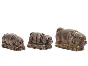 A SET OF THREE RUSSIAN SILVER SNUFF BOXES AS BULLDOGS