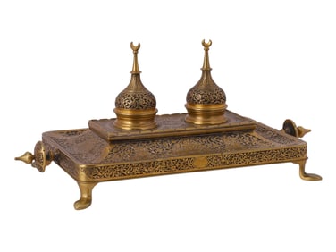 A GILT-BRONZE ORIENTALIST DOUBLE INKWELL, LATE 19TH CENTURY