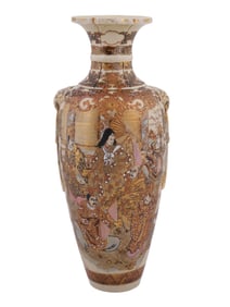 A SATSUMA CERAMIC VASE, JAPAN, MEIJI ERA ( 1868-1912)