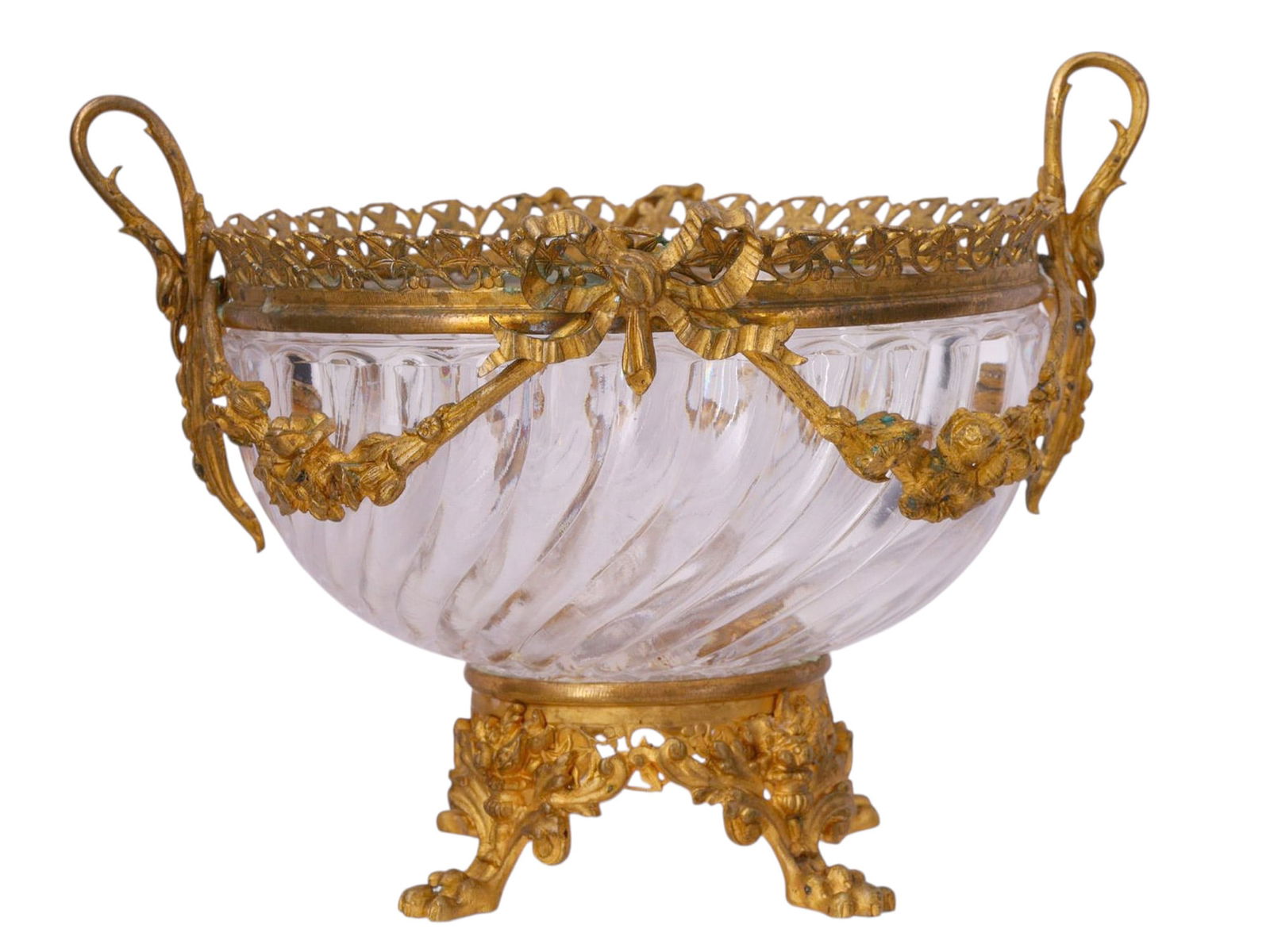 A FRENCH GILT-BRONZE AND CUT CRYSTAL CENTERPIECE, LATE 19TH CENTURY (1 of 6)