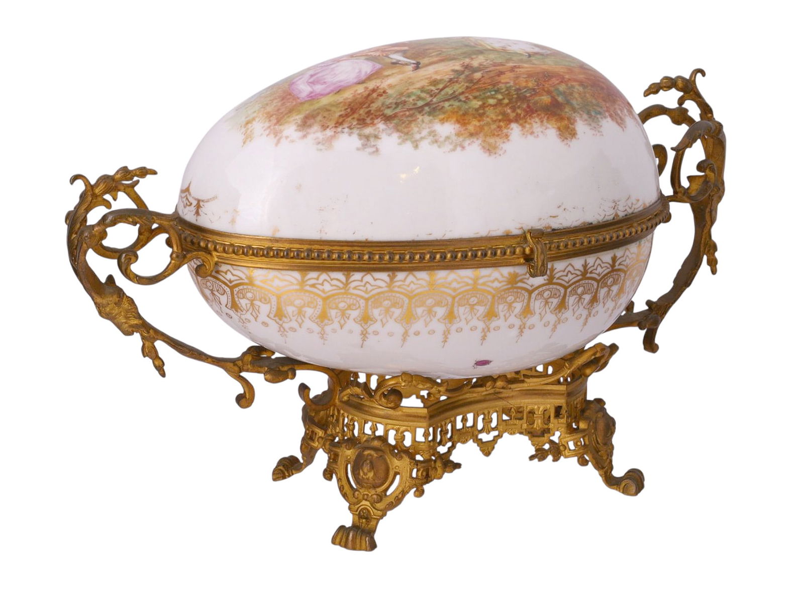 A FRENCH PORCELAIN AND GILT BRONZE-MOUNTED CASKET, LATE 19TH CENTURY (1 of 7)