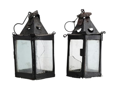 A LOT OF TWO TIN HANGING LANTERNS WITH GLASS PANES, C. 19TH CENTURY