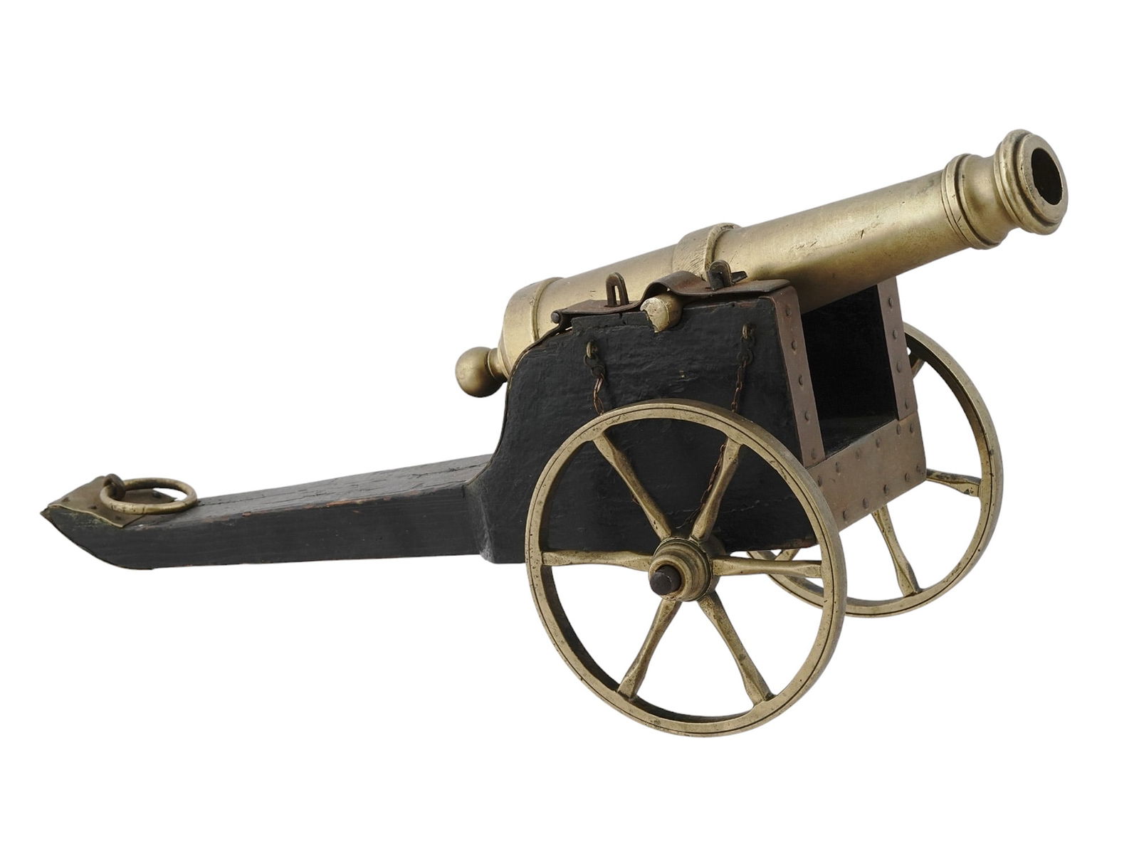 A MINIATURE REVOLUTIONARY WAR, FRENCH FIRING CANNON ON CARRIAGE (1 of 4)