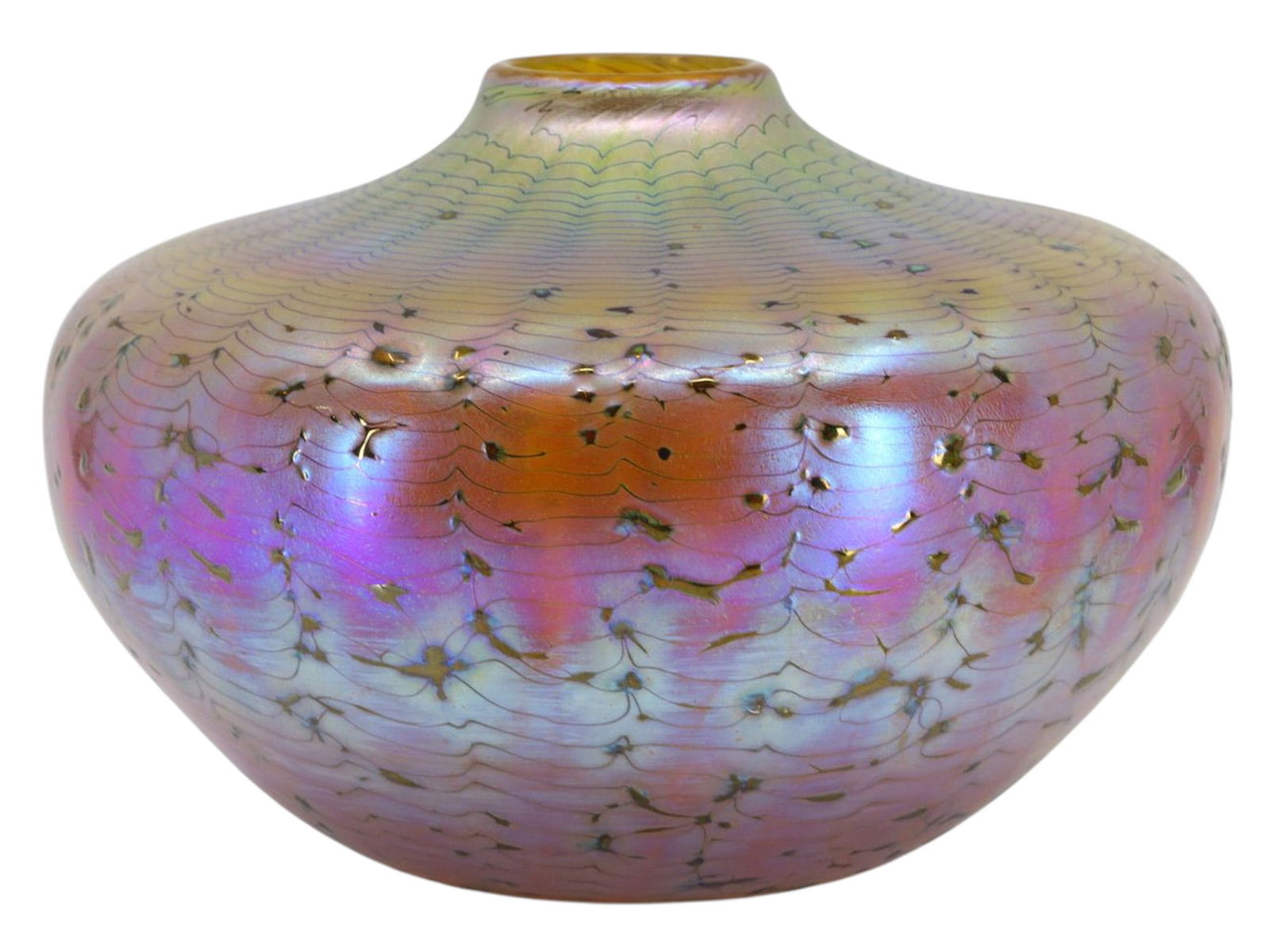 A LOETZ IRIDESCENT ART GLASS VASE, CIRCA 1910 (1 of 4)