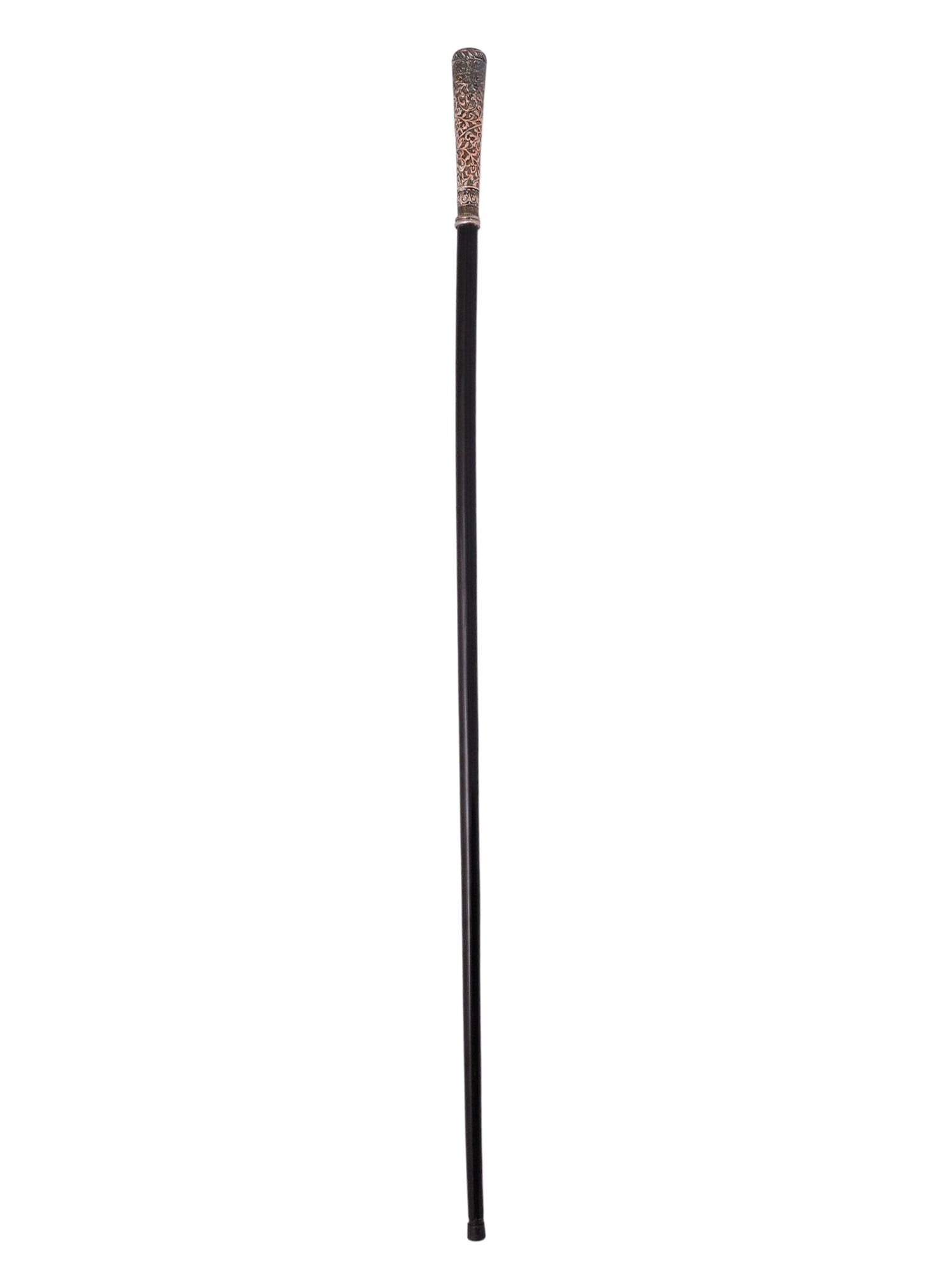 A SILVER-MOUNTED GENTLEMAN’S WALKING CANE, EUROPE, LATE 19TH–EARLY 20TH CENTURY (1 of 6)