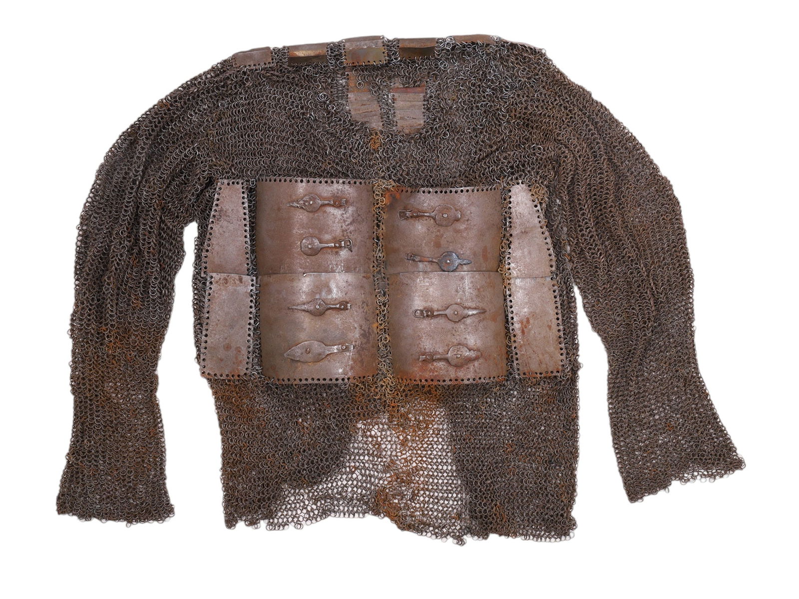 A STEEL CHAIN MAIL COAT WITH PLATES CENTRAL INDIA, 17TH CENTURY (1 of 6)