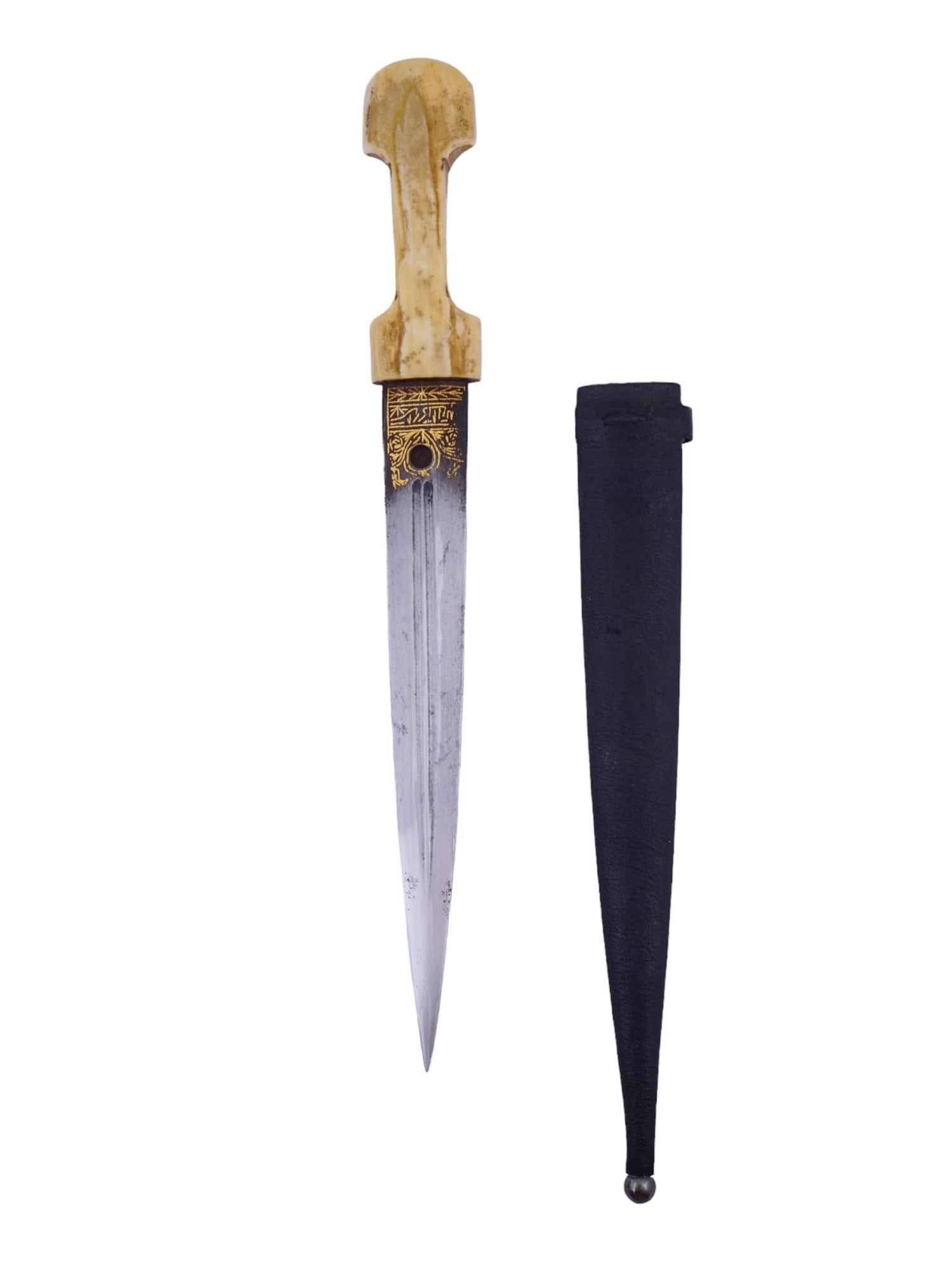 A PERSIAN OR TRANSCAUCASIAN KINDJAL DAGGER QAMA WITH GOLD INLAY, 19TH CENTURY (1 of 7)